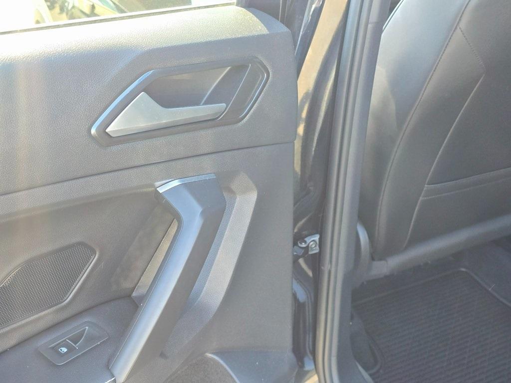 used 2023 Volkswagen Tiguan car, priced at $27,999