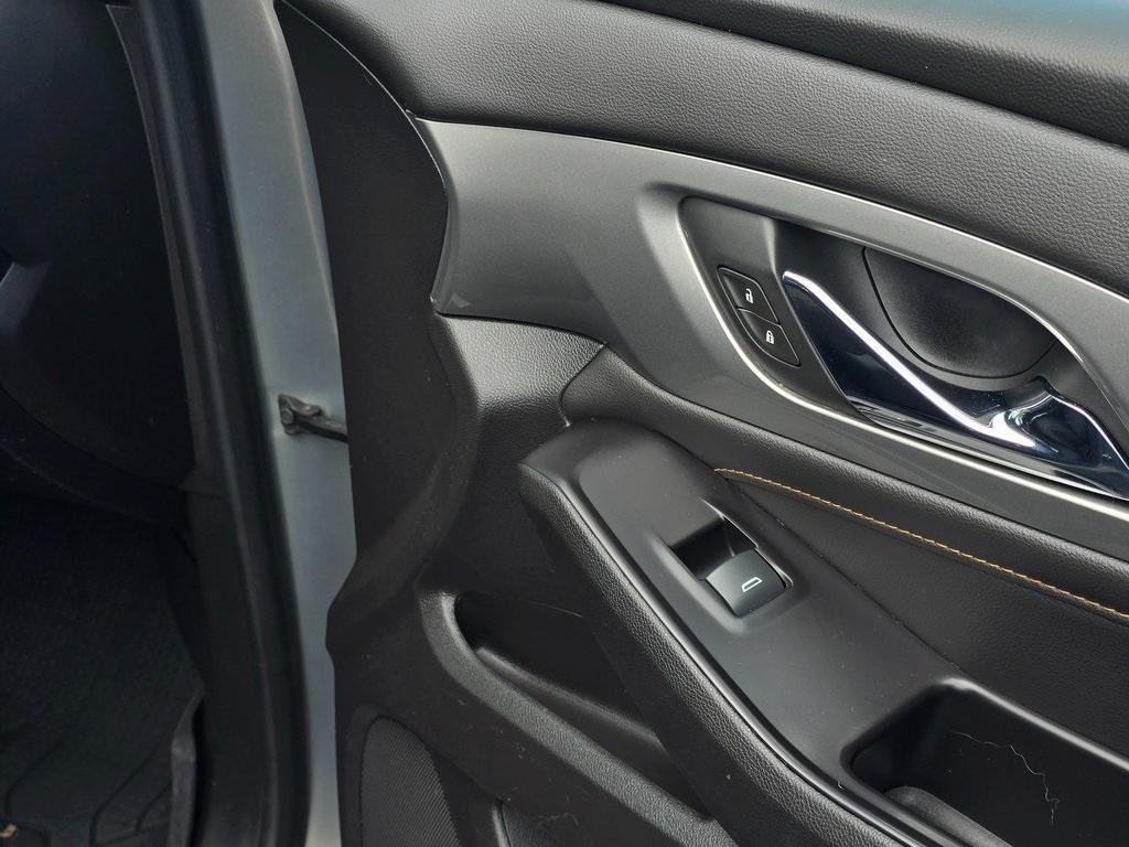 used 2019 Chevrolet Traverse car, priced at $20,899