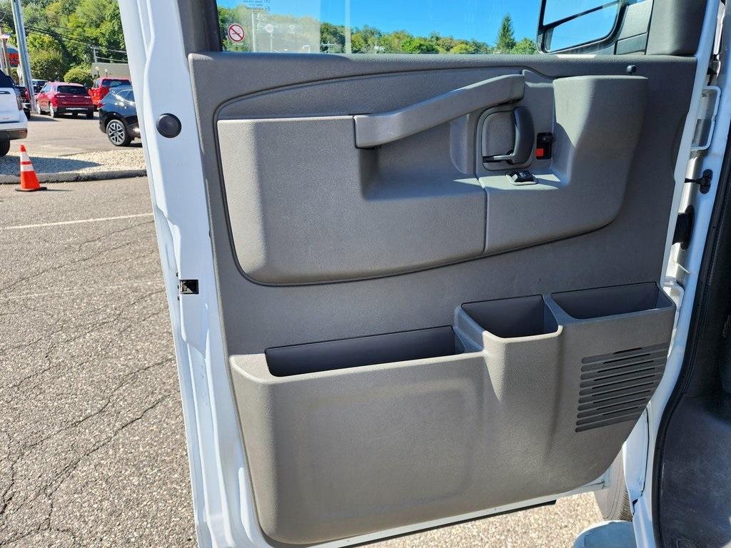 new 2025 Chevrolet Express 3500 car, priced at $47,980