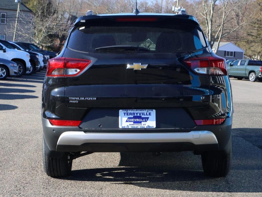 new 2025 Chevrolet TrailBlazer car, priced at $29,609