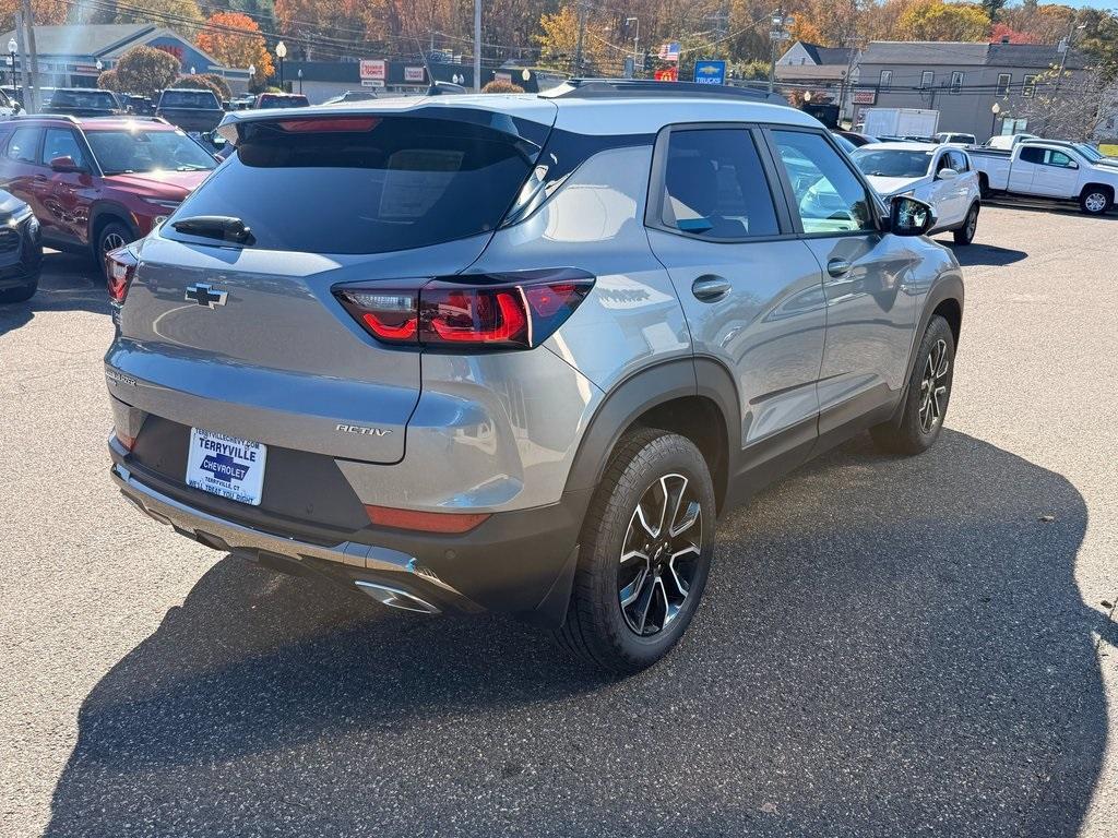 new 2025 Chevrolet TrailBlazer car, priced at $31,991
