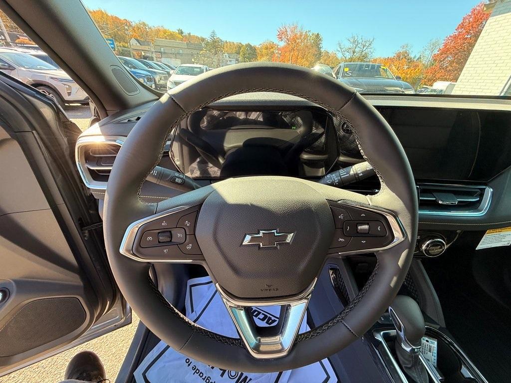 new 2025 Chevrolet TrailBlazer car, priced at $31,991