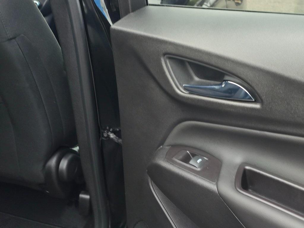 used 2021 Chevrolet Equinox car, priced at $19,993