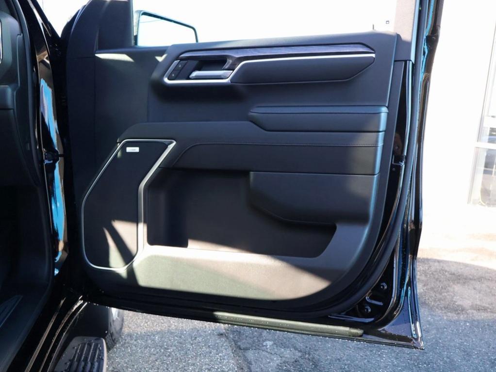 new 2025 Chevrolet Silverado 1500 car, priced at $69,903