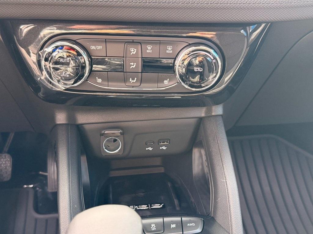 new 2026 Chevrolet TrailBlazer car, priced at $31,999