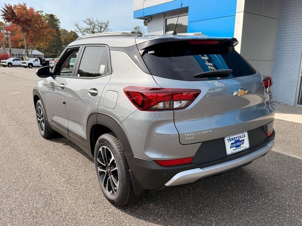 new 2026 Chevrolet TrailBlazer car, priced at $31,999