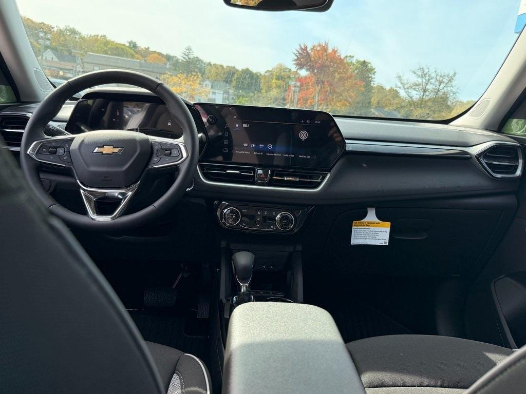 new 2026 Chevrolet TrailBlazer car, priced at $31,999