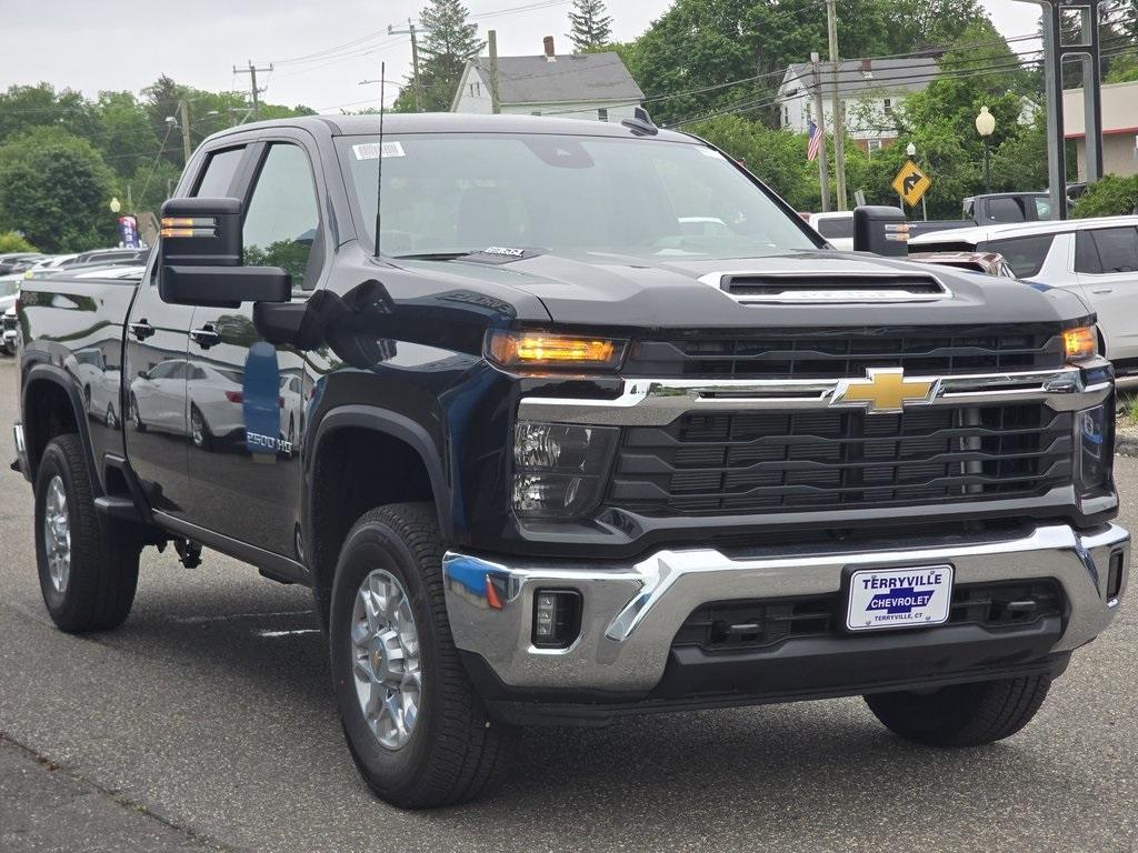 new 2025 Chevrolet Silverado 2500 car, priced at $56,923