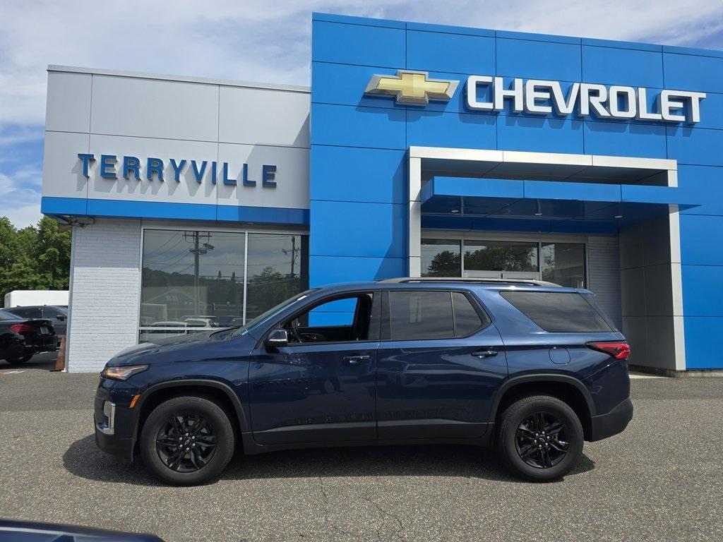 used 2023 Chevrolet Traverse car, priced at $32,999