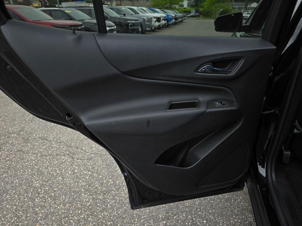 used 2022 Chevrolet Equinox car, priced at $21,762