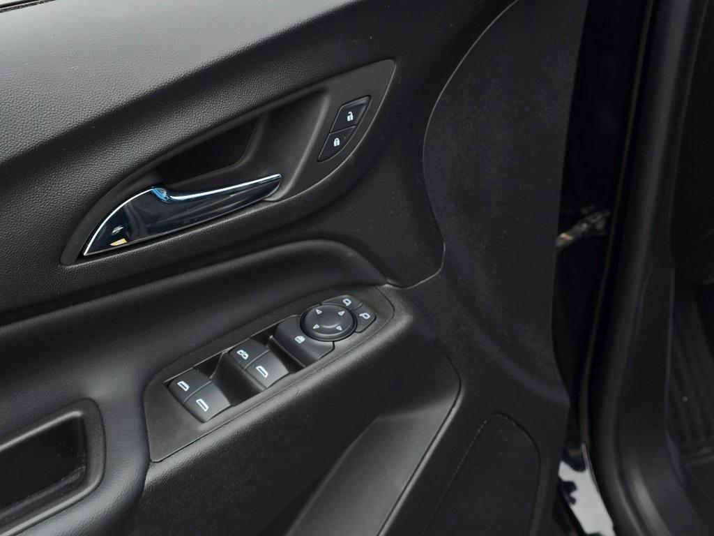 used 2022 Chevrolet Equinox car, priced at $21,762