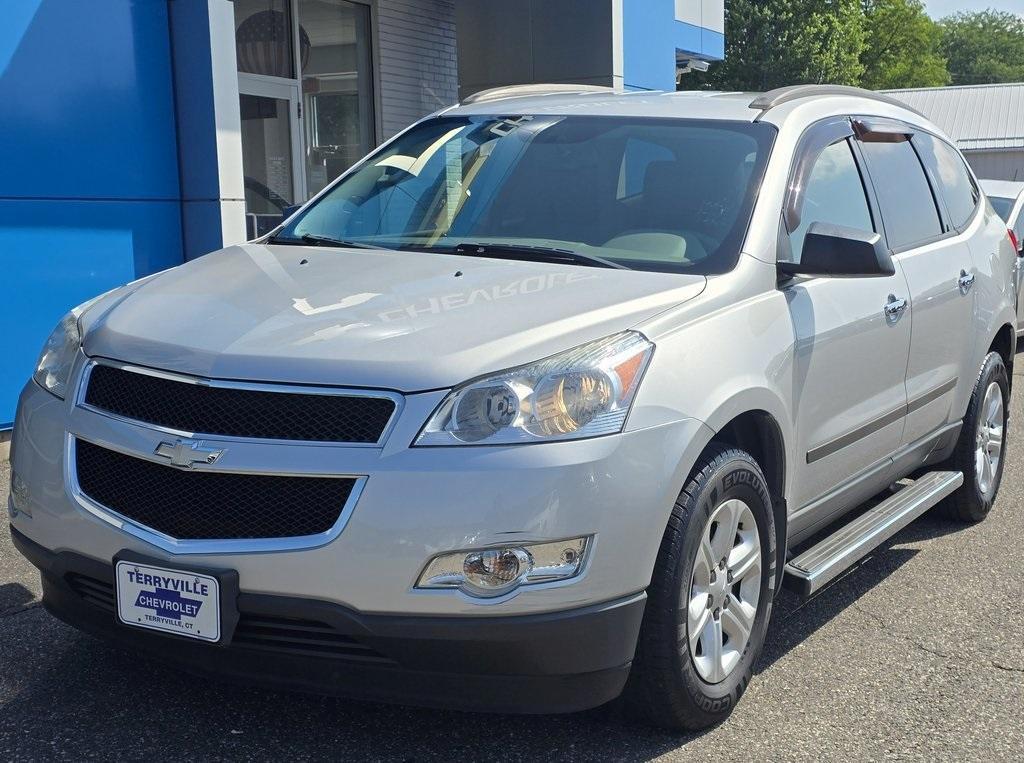 used 2012 Chevrolet Traverse car, priced at $10,999