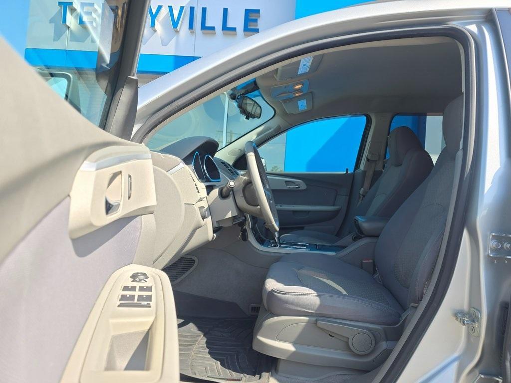 used 2012 Chevrolet Traverse car, priced at $10,999