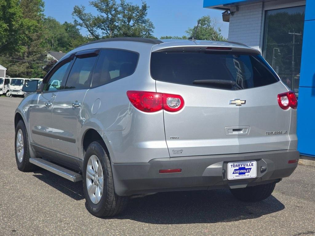 used 2012 Chevrolet Traverse car, priced at $10,999