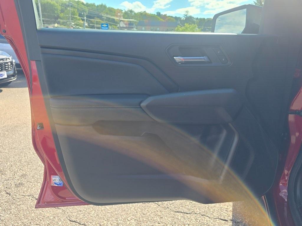 new 2025 Chevrolet Colorado car, priced at $42,707