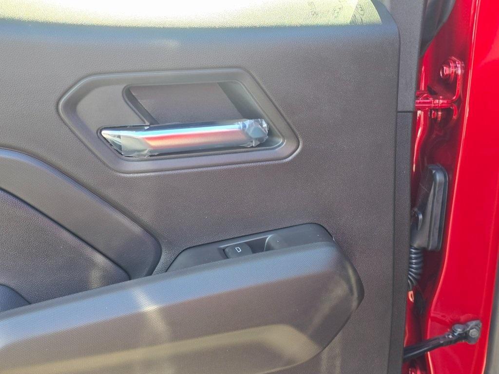 new 2025 Chevrolet Colorado car, priced at $42,707