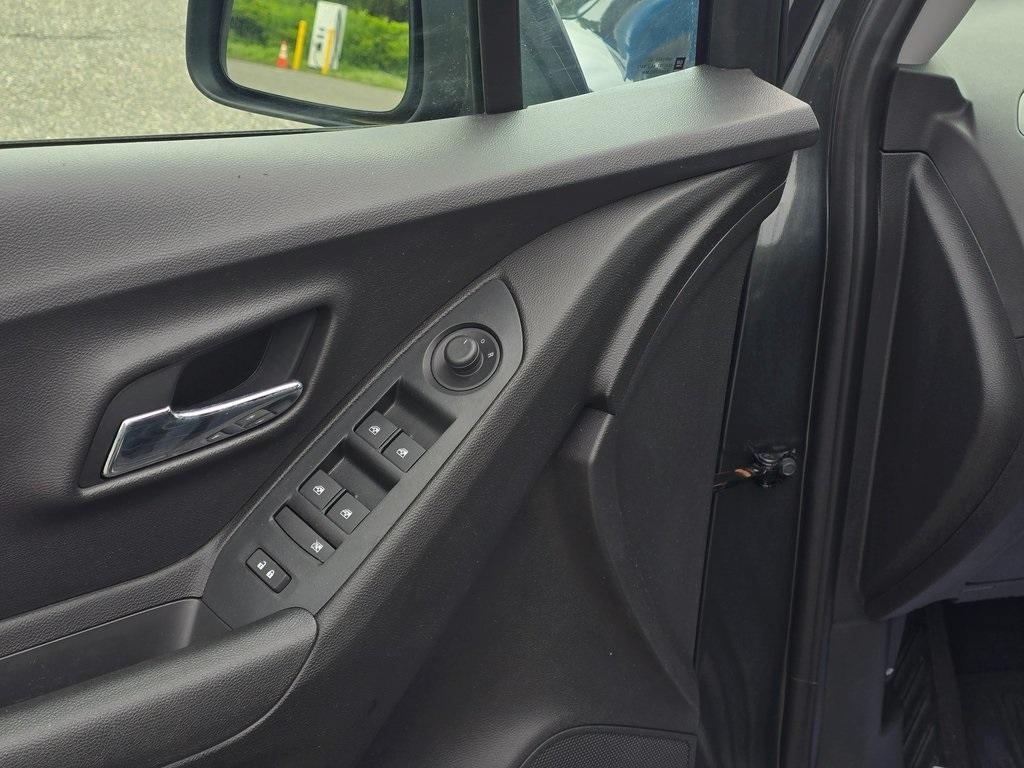 used 2019 Chevrolet Trax car, priced at $16,997