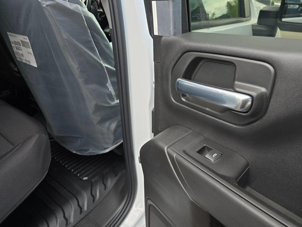 new 2025 Chevrolet Silverado 2500 car, priced at $68,163