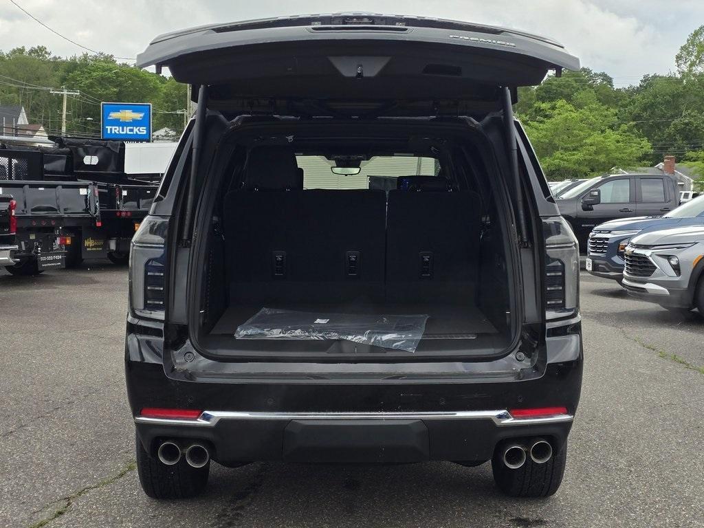 new 2025 Chevrolet Suburban car, priced at $86,715