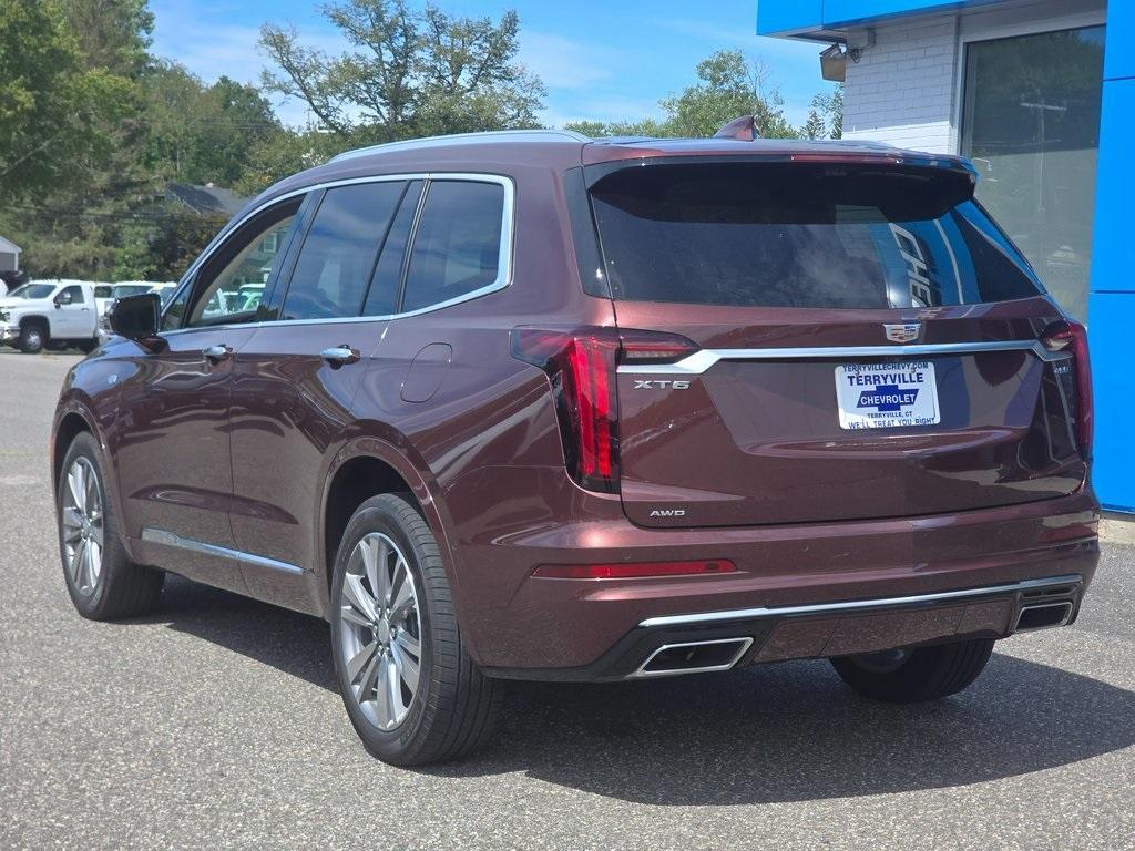 used 2022 Cadillac XT6 car, priced at $33,764