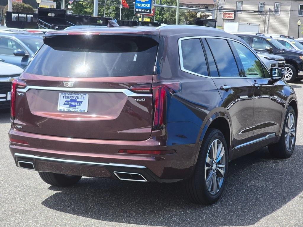 used 2022 Cadillac XT6 car, priced at $33,764