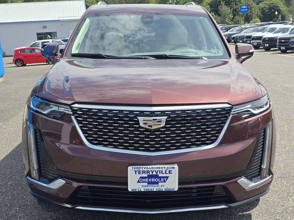 used 2022 Cadillac XT6 car, priced at $33,764