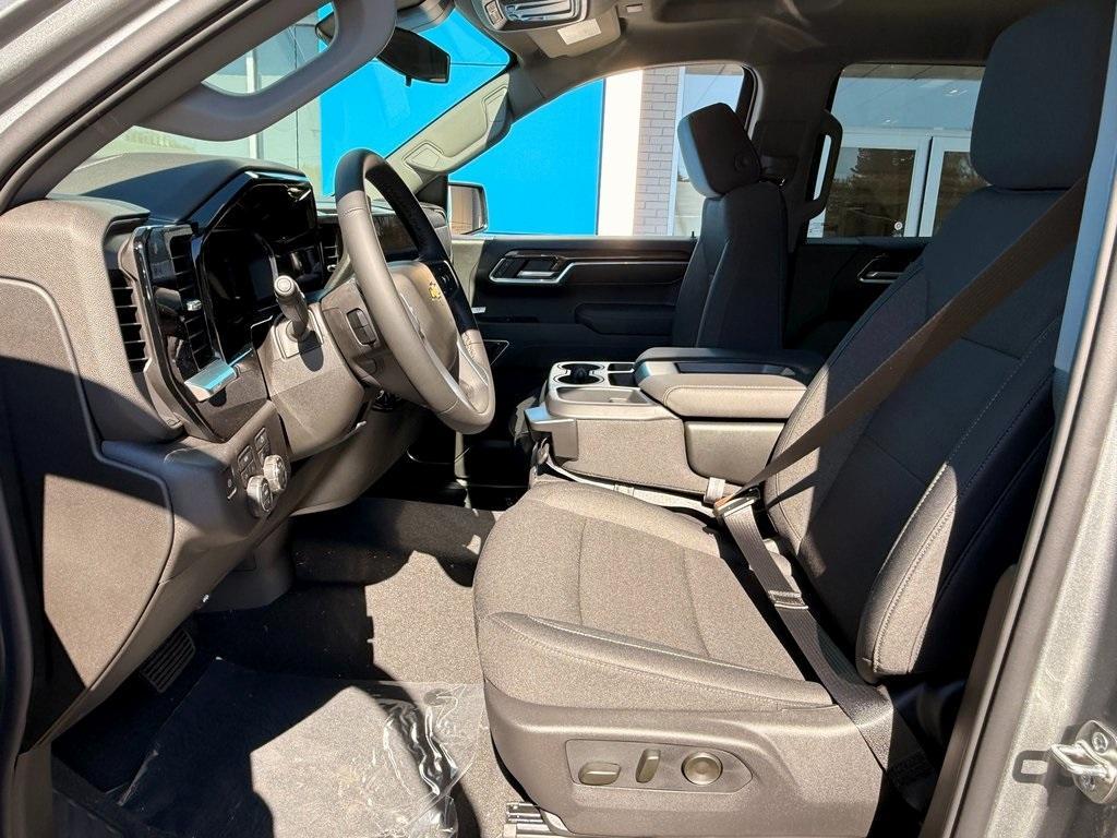 new 2026 Chevrolet Silverado 1500 car, priced at $51,137
