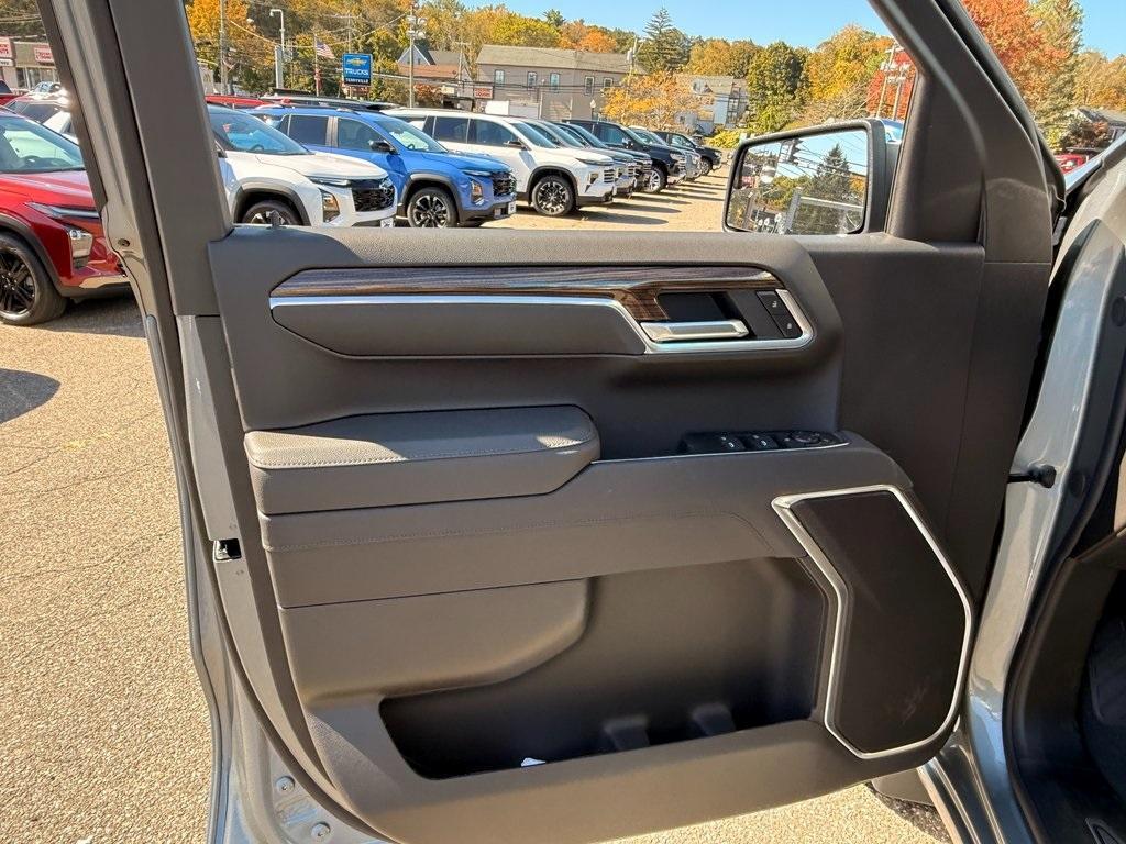 new 2026 Chevrolet Silverado 1500 car, priced at $51,137