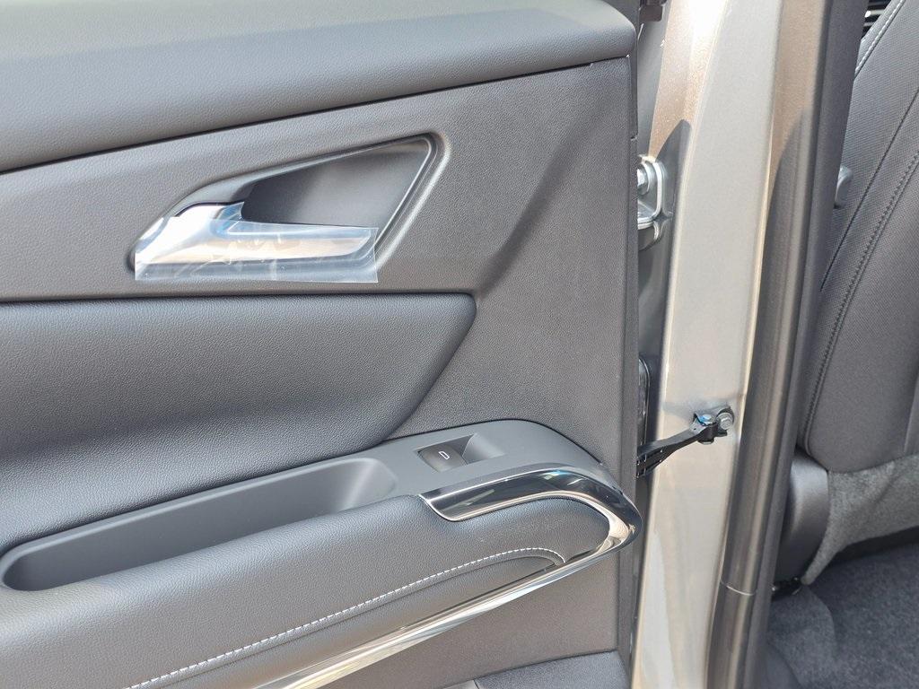 new 2026 Chevrolet Traverse car, priced at $41,902