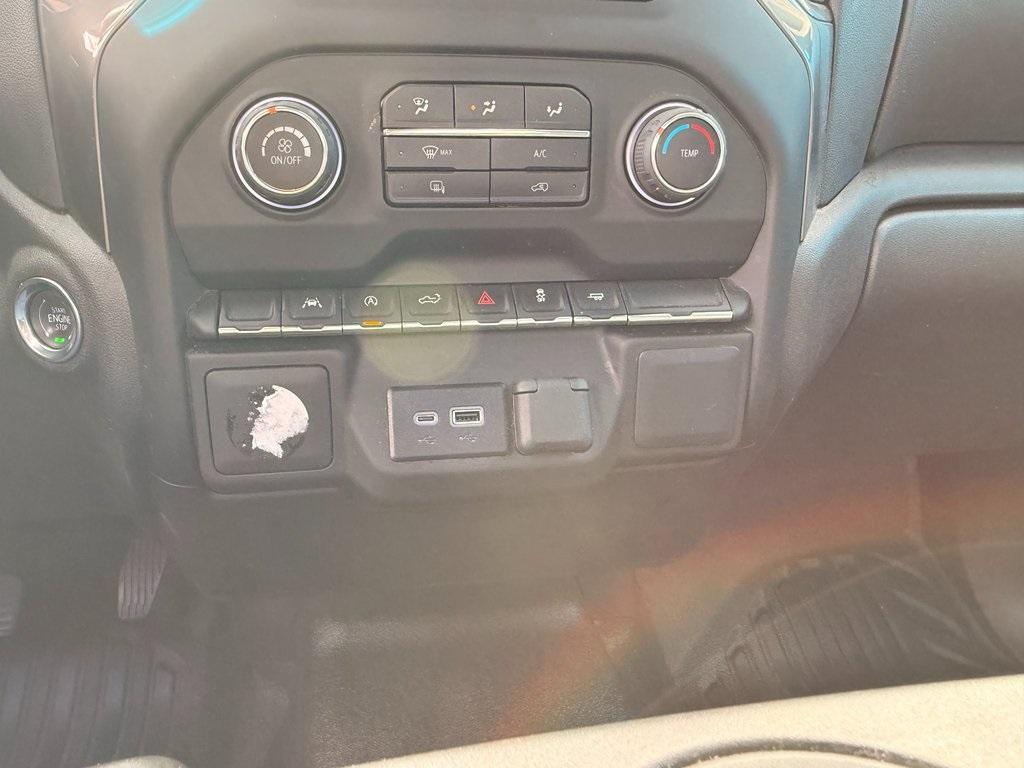 used 2024 Chevrolet Silverado 1500 car, priced at $28,214