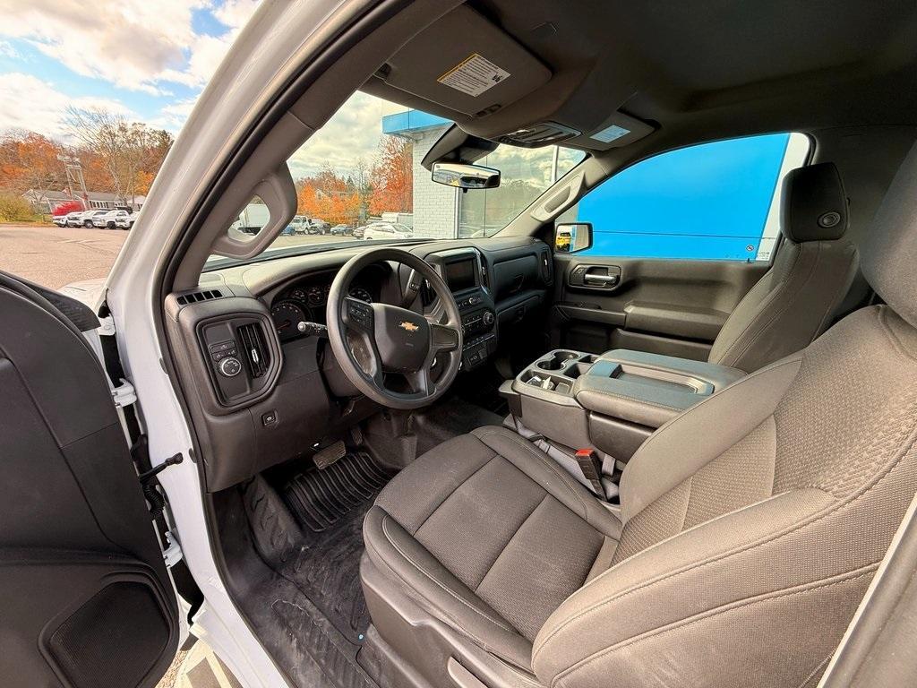 used 2024 Chevrolet Silverado 1500 car, priced at $28,214