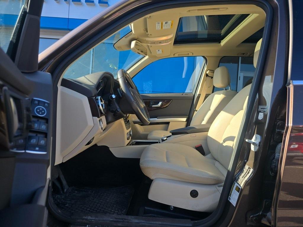 used 2015 Mercedes-Benz GLK-Class car, priced at $14,999