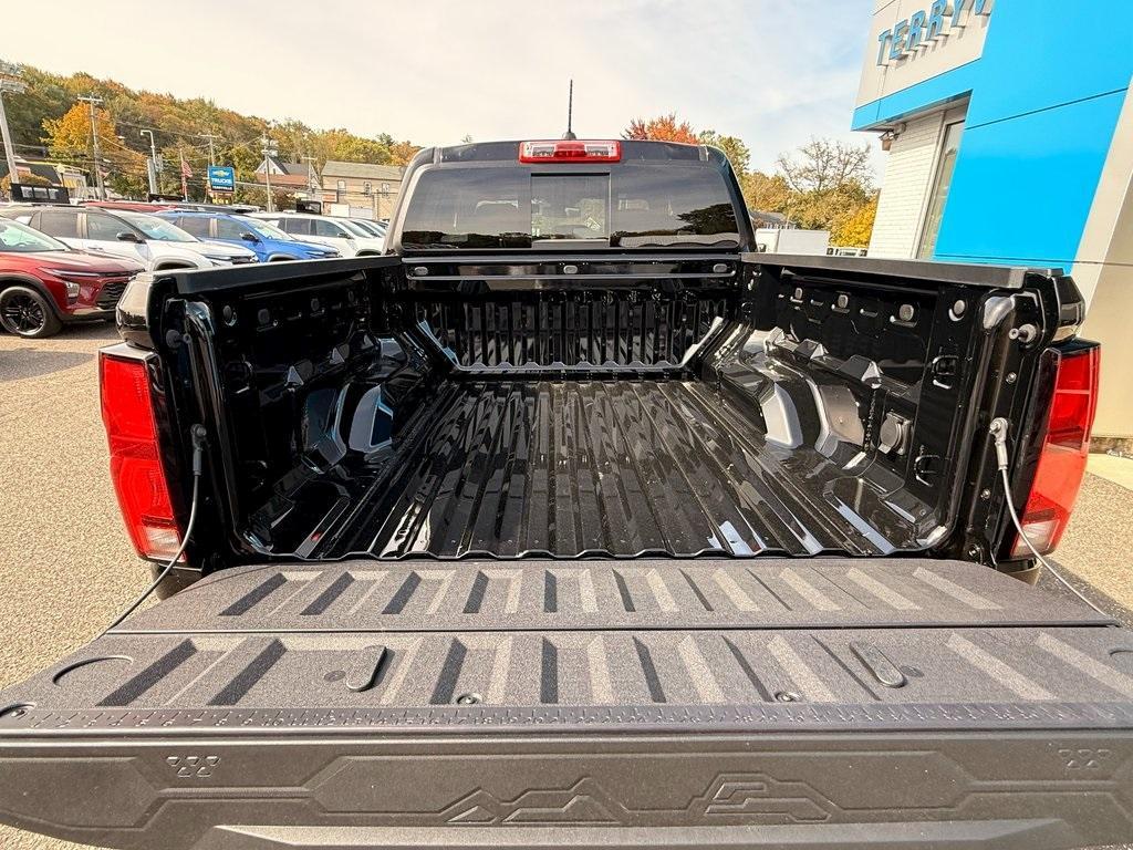 new 2026 Chevrolet Colorado car, priced at $44,312