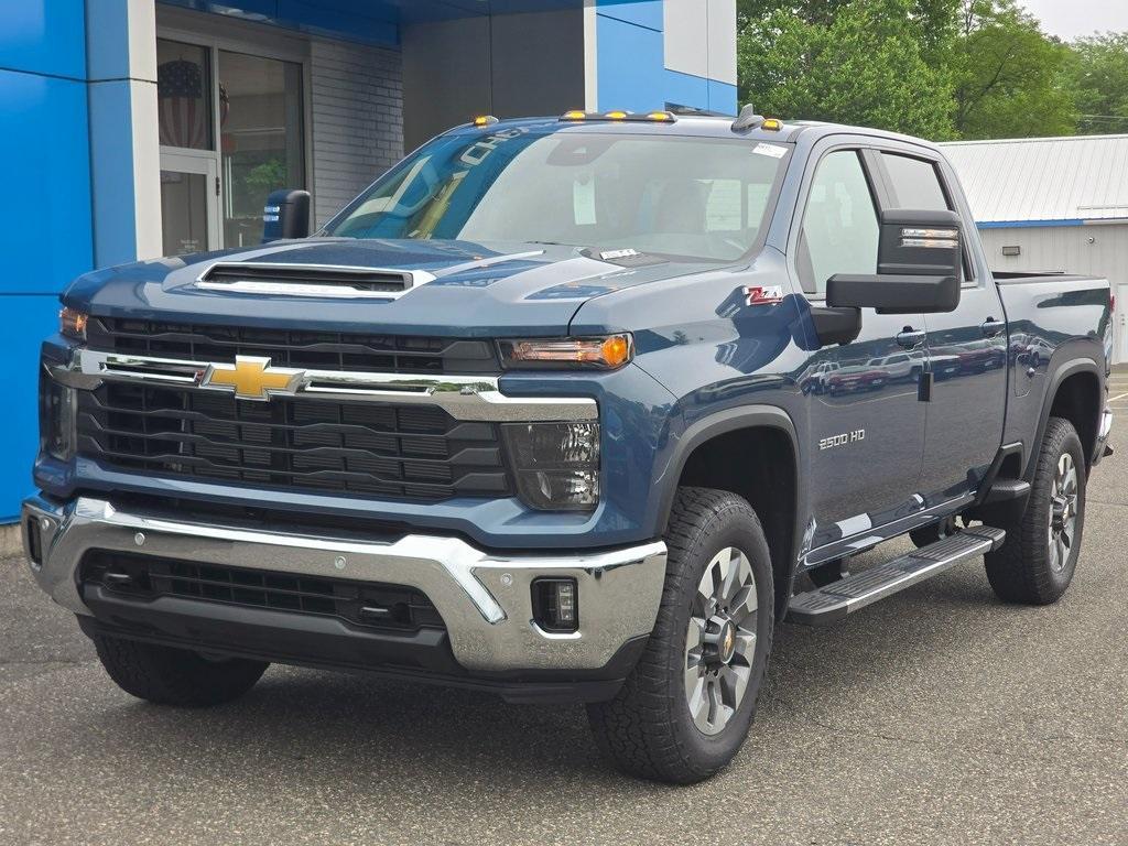 new 2025 Chevrolet Silverado 2500 car, priced at $66,150