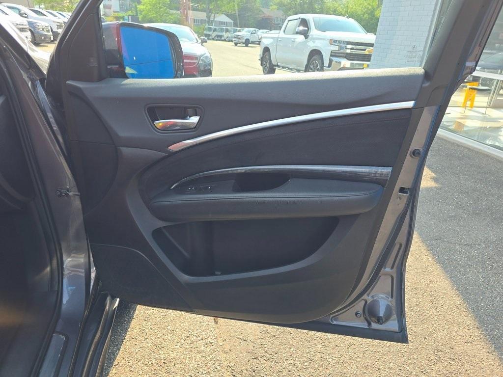 used 2019 Acura MDX car, priced at $28,991