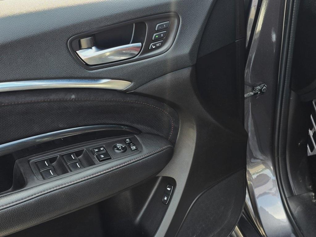 used 2019 Acura MDX car, priced at $28,991