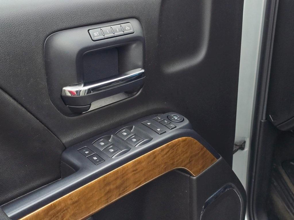 used 2014 Chevrolet Silverado 1500 car, priced at $21,995