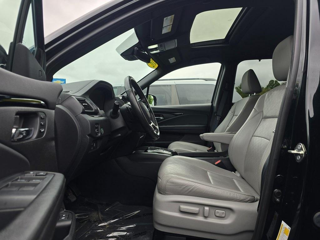 used 2020 Honda Passport car, priced at $25,999