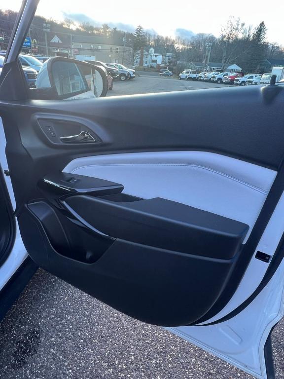 used 2025 Chevrolet Trax car, priced at $20,541