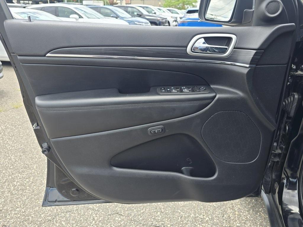 used 2022 Jeep Grand Cherokee WK car, priced at $29,241
