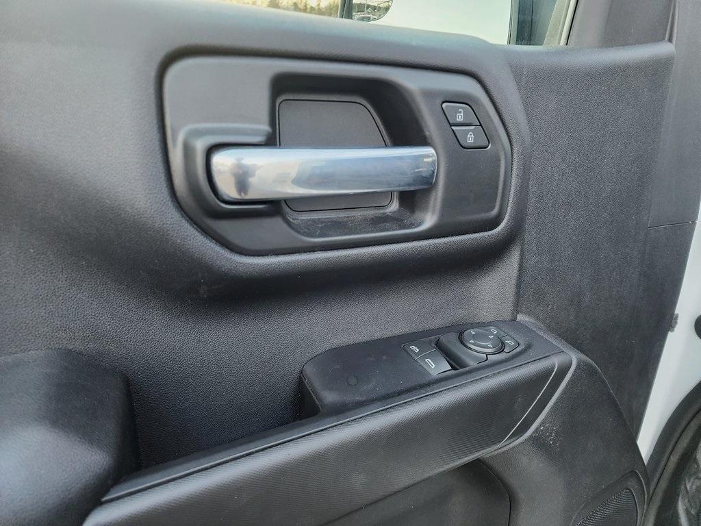 used 2024 Chevrolet Silverado 1500 car, priced at $35,631