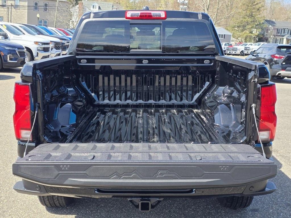 new 2025 Chevrolet Colorado car, priced at $45,425