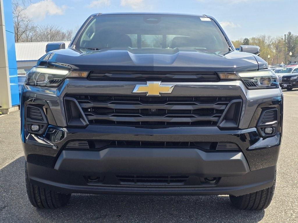 new 2025 Chevrolet Colorado car, priced at $45,425