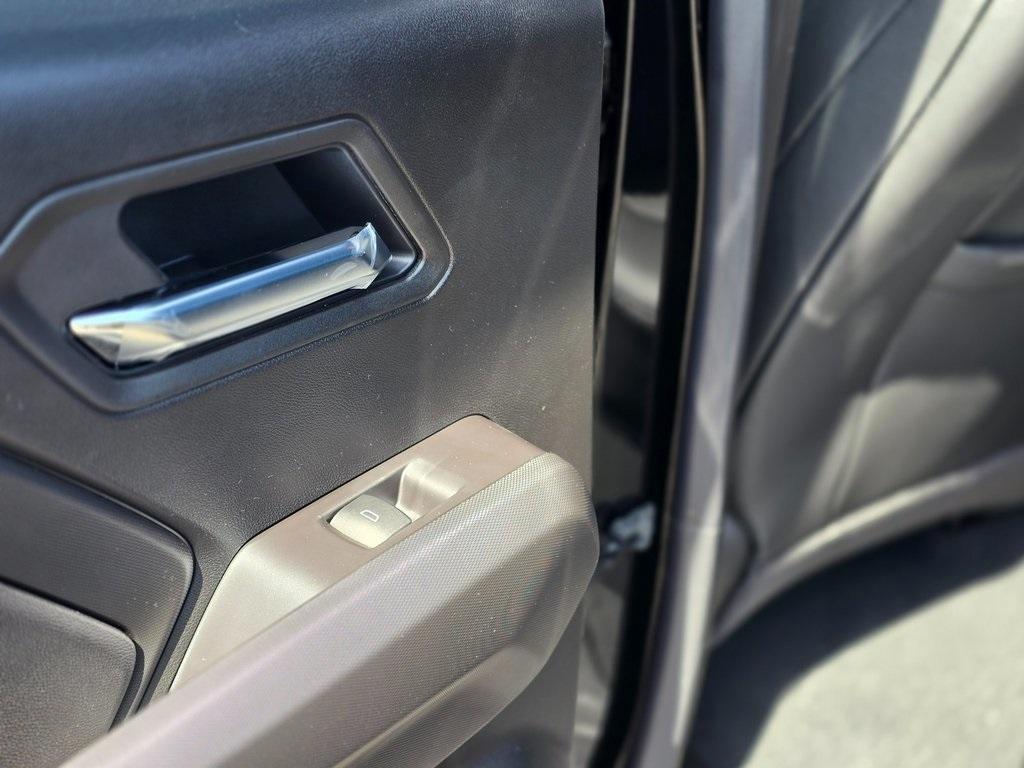 new 2025 Chevrolet Colorado car, priced at $45,425