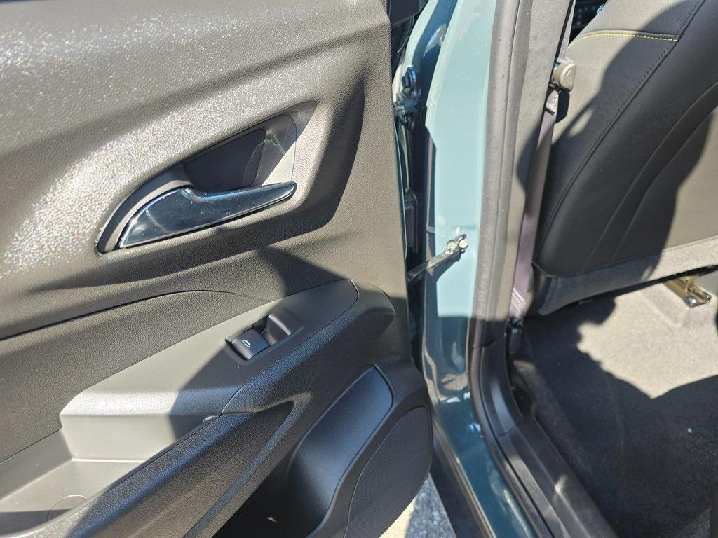 used 2025 Chevrolet Trax car, priced at $26,936