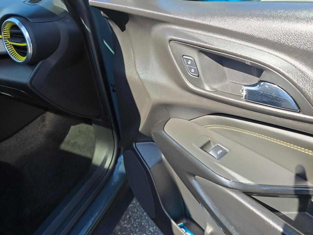 used 2025 Chevrolet Trax car, priced at $26,936