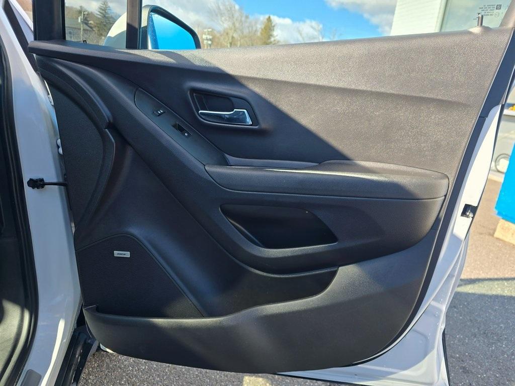 used 2019 Chevrolet Trax car, priced at $18,947