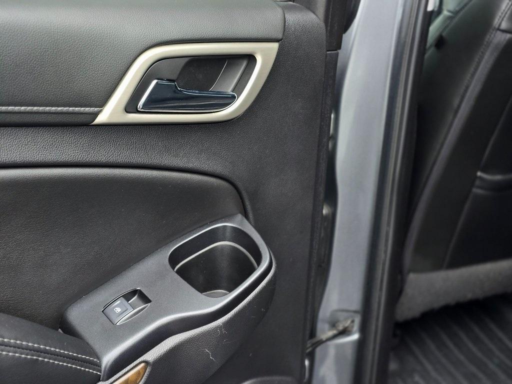 used 2020 GMC Yukon car, priced at $40,393