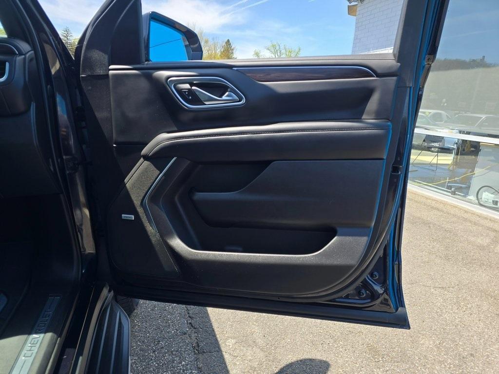 used 2021 Chevrolet Suburban car, priced at $51,978