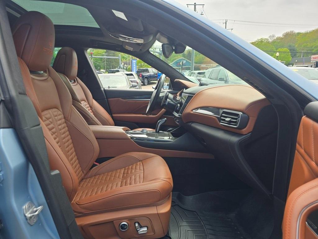 used 2023 Maserati Levante car
